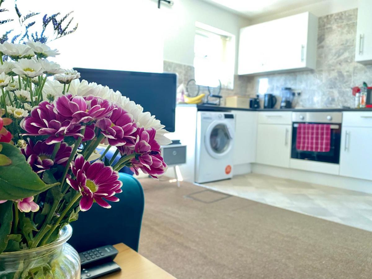 Cosy Flat - Access To City Centre/Airport/Stadiums Liverpool Exterior foto