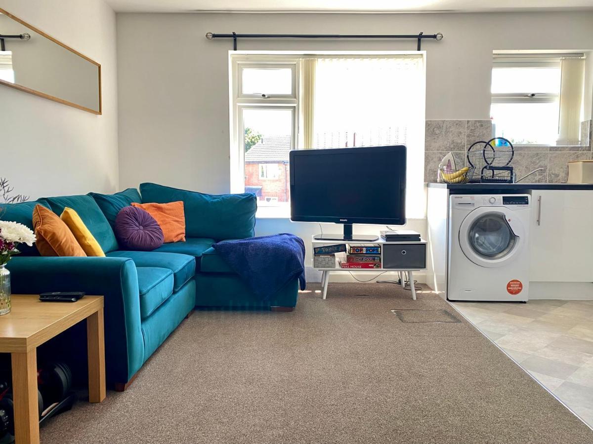 Cosy Flat - Access To City Centre/Airport/Stadiums Liverpool Exterior foto